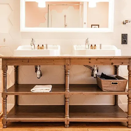 Chateau D'hermival 3*